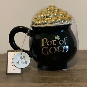 LOVE YOUR MUG LUCK OF THE IRISH POT OF GOLD 16oz BLACK MUG GOLD NUGGETS LID NWT